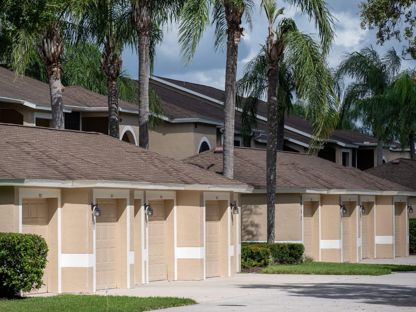 Maintenance-free villas at Heritage Oaks
